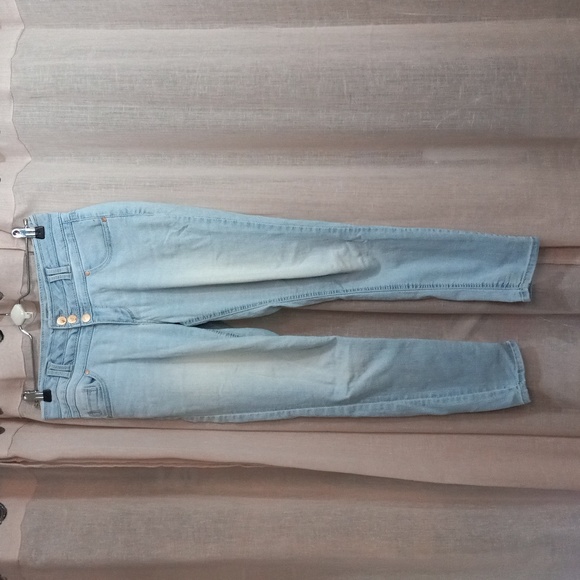Blue Spice Denim - Blue Spice distressed white washed jeans, size 7